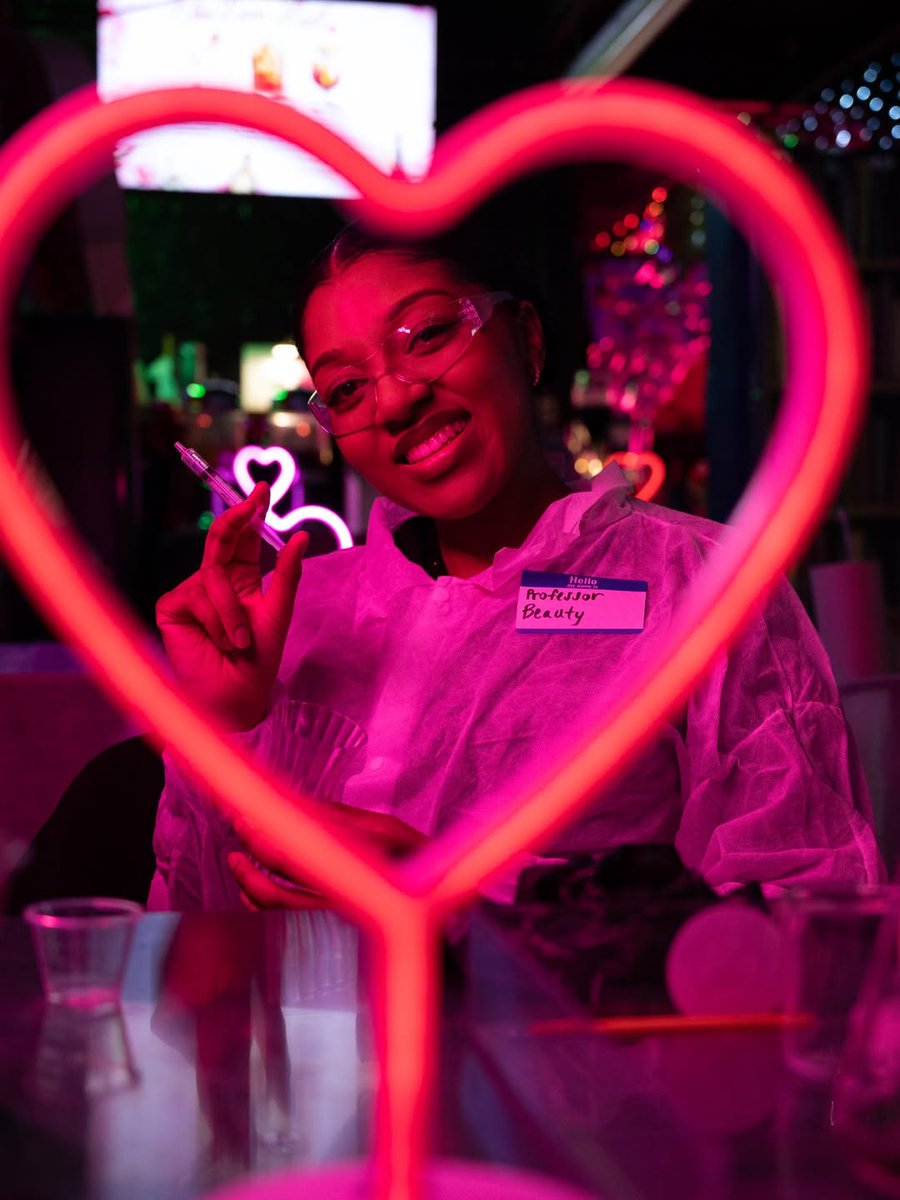 The Drunken Laboratory tweet media