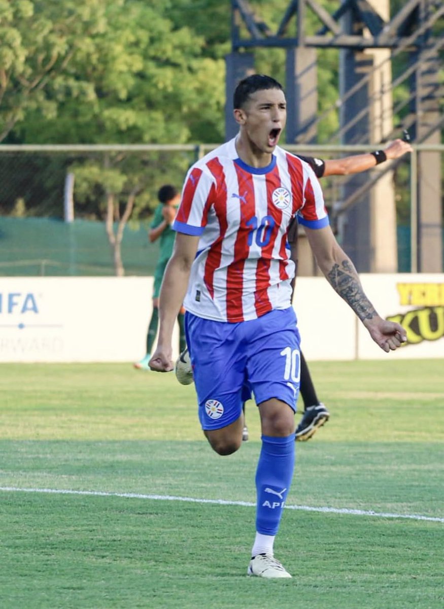 🚨Luca Kmet es nuevo refuerzo de Universidad de Concepción. 
*️⃣Lanús lo cede a préstamo por un año y con una opción de compra. #TratoHecho