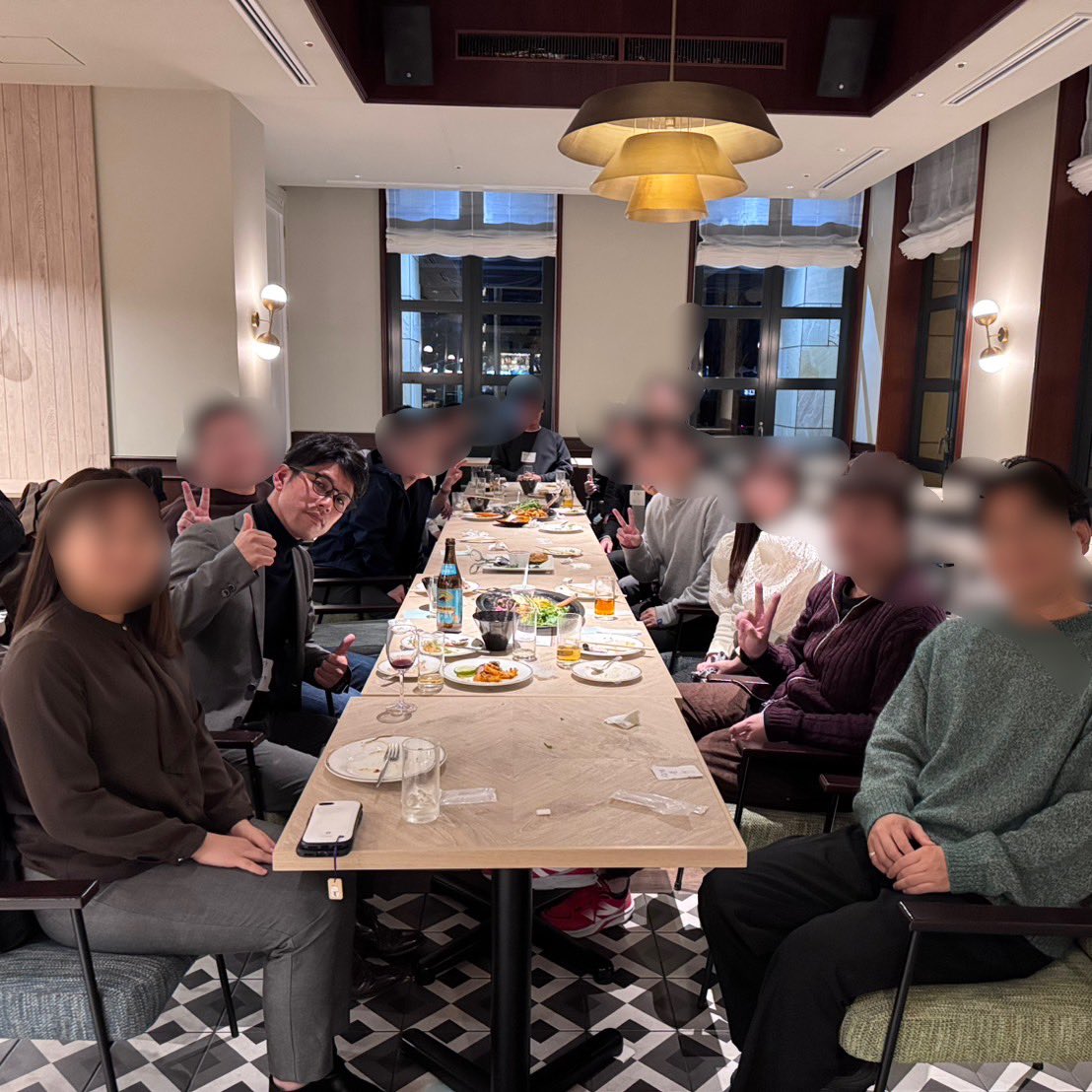 福岡移住&amp;地元民のための毎月開催オフ会「ブラックホールミーティングvol.12」
昨夜も大盛況！
もちろん3月もやりますので是非！