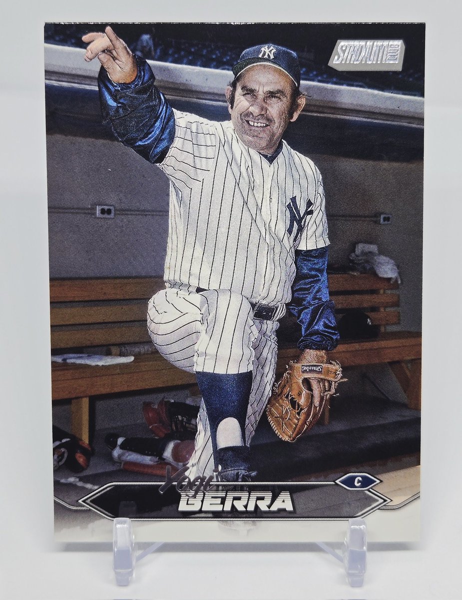 2024 Topps Stadium Club Yogi Berra ⚾️ #thehobby