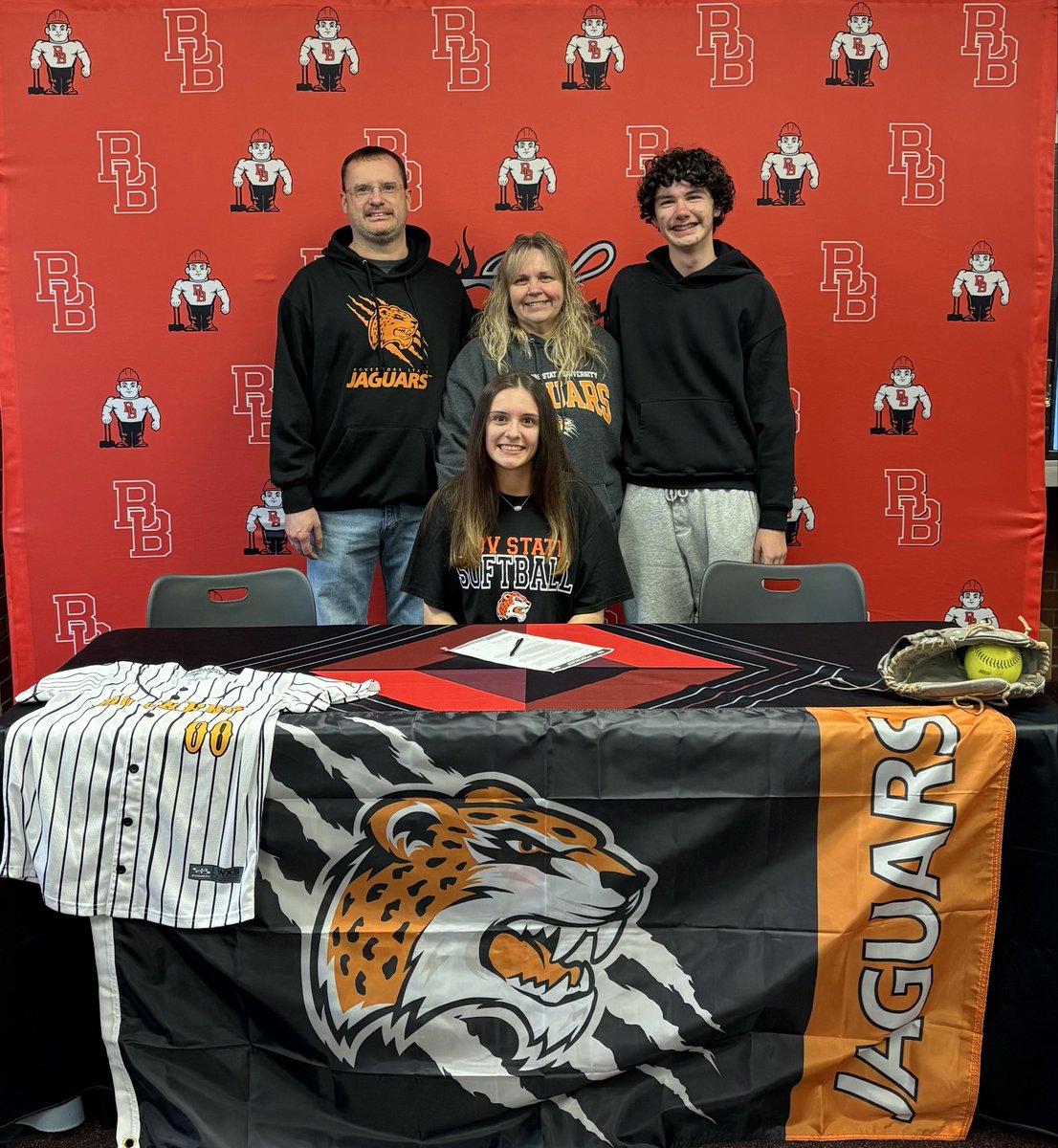 Coach Fahey tweet media