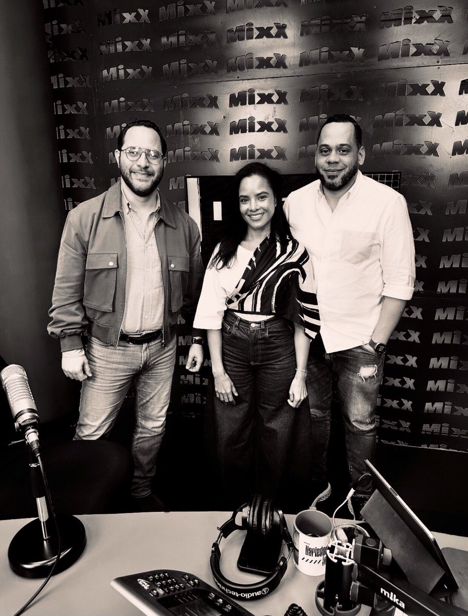 Por la invitación, por las preguntas frontales y por permitirme responder desde el corazón y alzar la voz por lo que creo, gracias a <a href="/filoconfilo/">filoconfilo</a>, a <a href="/raeldolopez/">Raeldo Lopez</a> e @ivanonradio 

#DiosMediante... #VamosJuntos:♥️🤞🏽😊