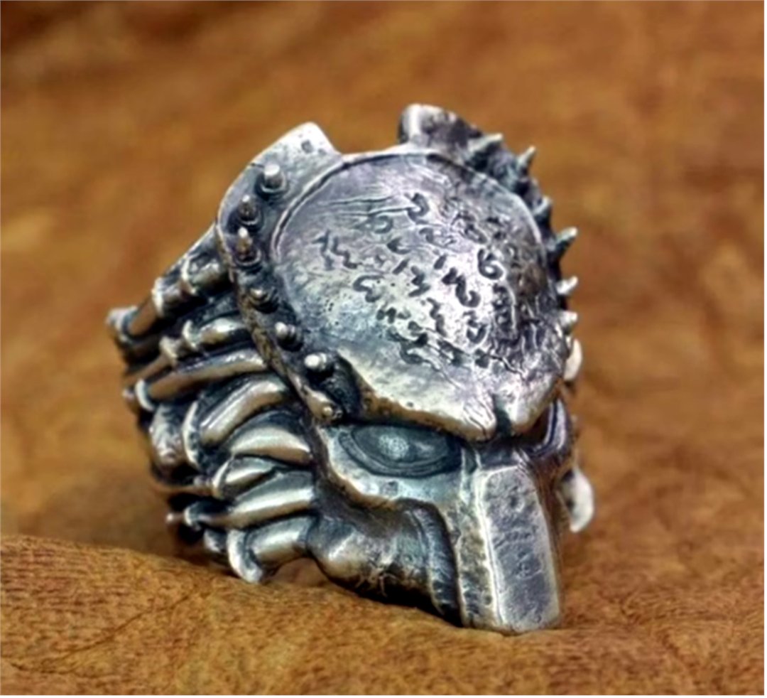 ANILLOS PREDATOR Y XENOMORPH - Anillo predator y alienígena Xenomorph retro inspirado en películas. Anillo Stainless Steel con tamaño ajustable. Ideal para los amantes a estas emblematicas peliculas. Cantidades limitadas. Ordenalo marcando el (562)367-9913
