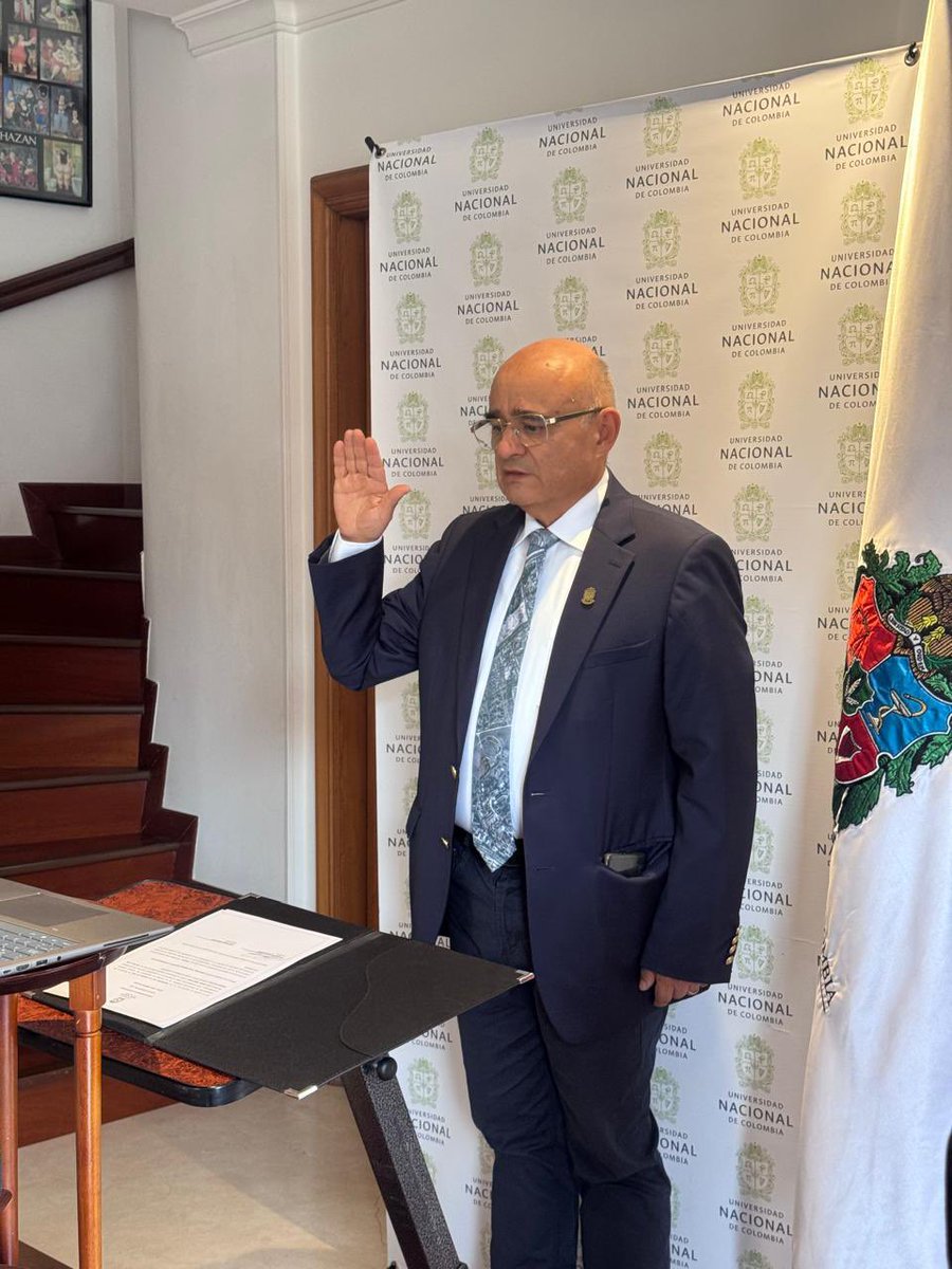 DiegoTorres_Fis's tweet photo. @JoseIsmaelPena rector de la @UNALOficial. Fotos cortesía de @PrensaUNAL #Unimedios https://t.co/2S799sICQE