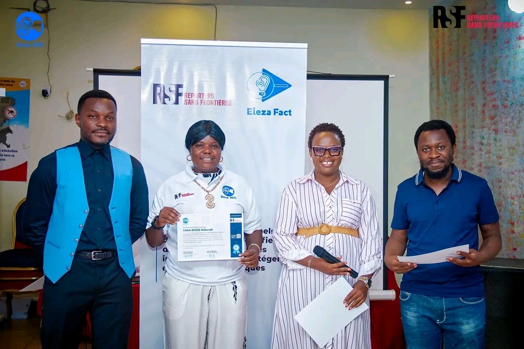 FactEleza's tweet image. Trois jours de formation intense, trois jours de concentration. 

Après #Kinshasa_RDC, Eleza Fact en collaboration avec #ReportersWithoutBorders, a posé ses valises à #Bunia pour poursuivre la série des formations intensives en #Factchecking et #SécurtéNumérique . 

Au total, 25