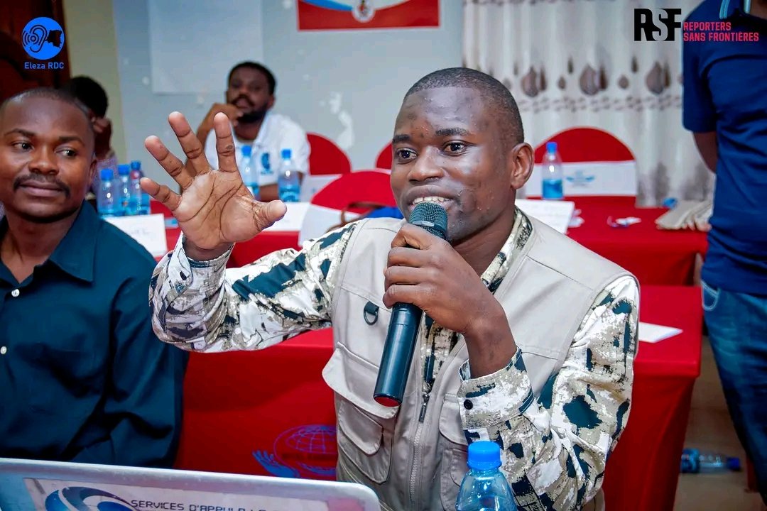 FactEleza's tweet image. Trois jours de formation intense, trois jours de concentration. 

Après #Kinshasa_RDC, Eleza Fact en collaboration avec #ReportersWithoutBorders, a posé ses valises à #Bunia pour poursuivre la série des formations intensives en #Factchecking et #SécurtéNumérique . 

Au total, 25