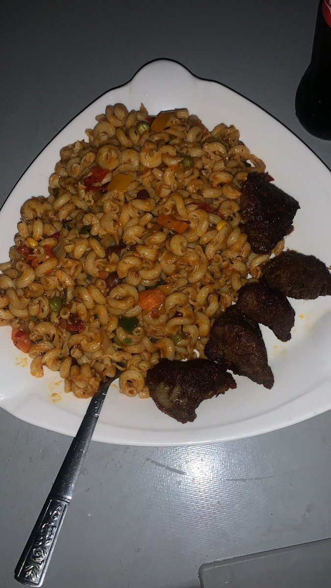 Yorubadboyyolo's tweet image. What’s for dinner ? #parttimechef #parttimeomoita