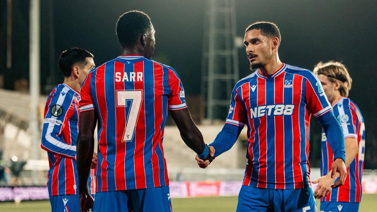 Muy duro lo del Crystal Palace

Hace unos meses era uno de los proyectos más emocionantes de Inglaterra, pero ahora está eliminado de la FA Cup, abajo de media tabla en PL, tuvo que ir a playoffs de Conference y empató la ida ante el Zrinjski de Bosnia.

Una victoria en los