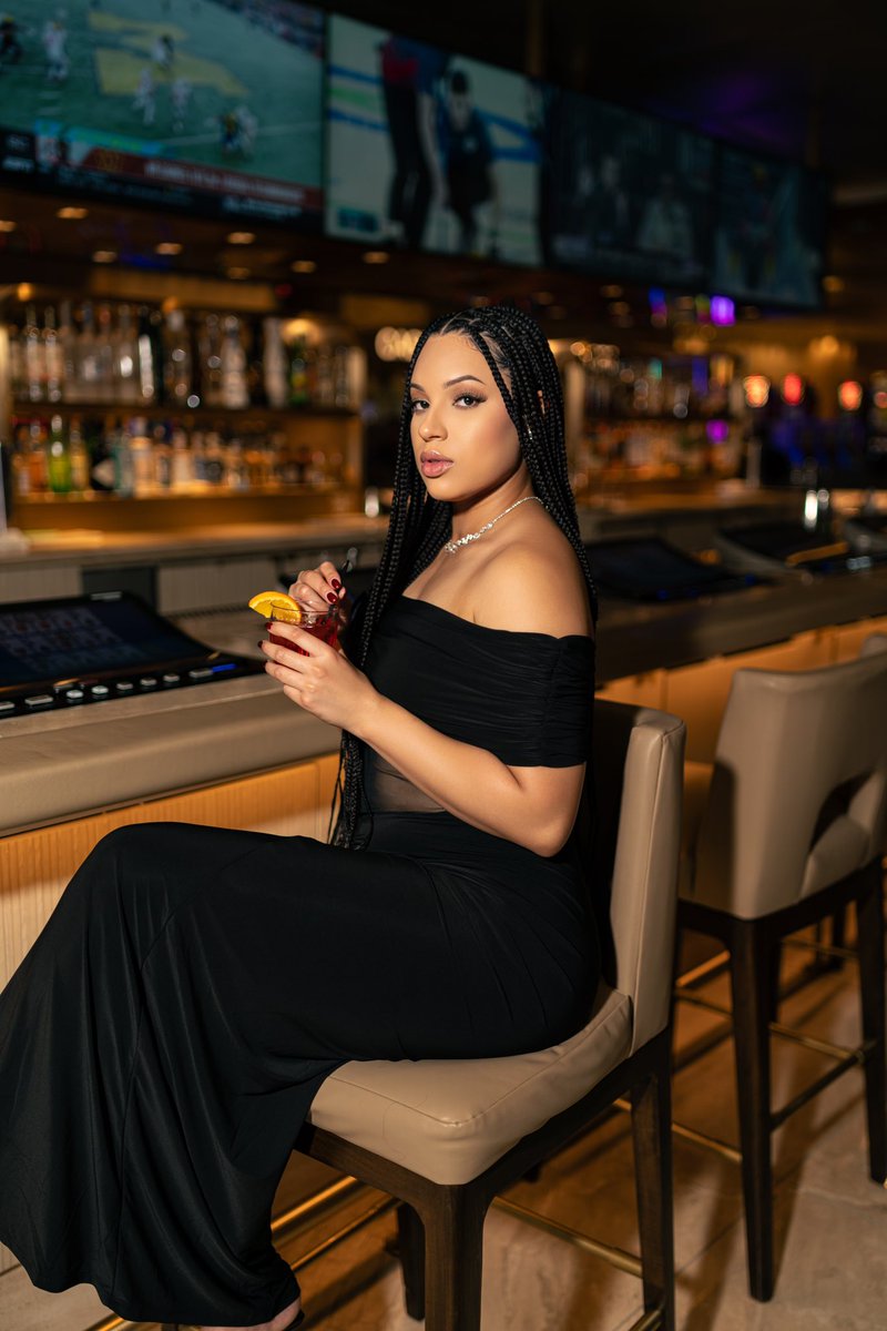 Diamond Banks tweet media