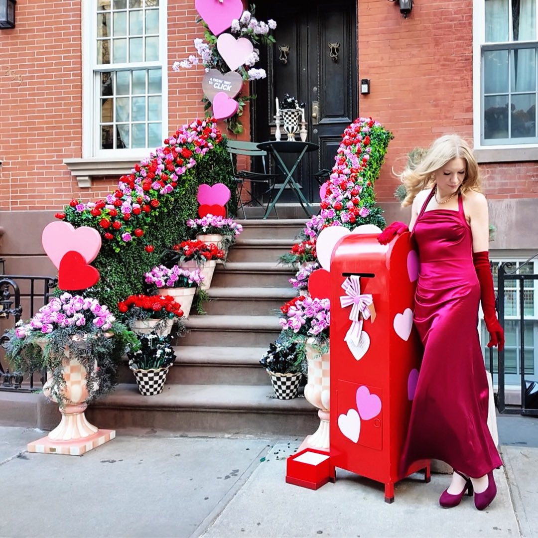 AprylAnonymous tweet media