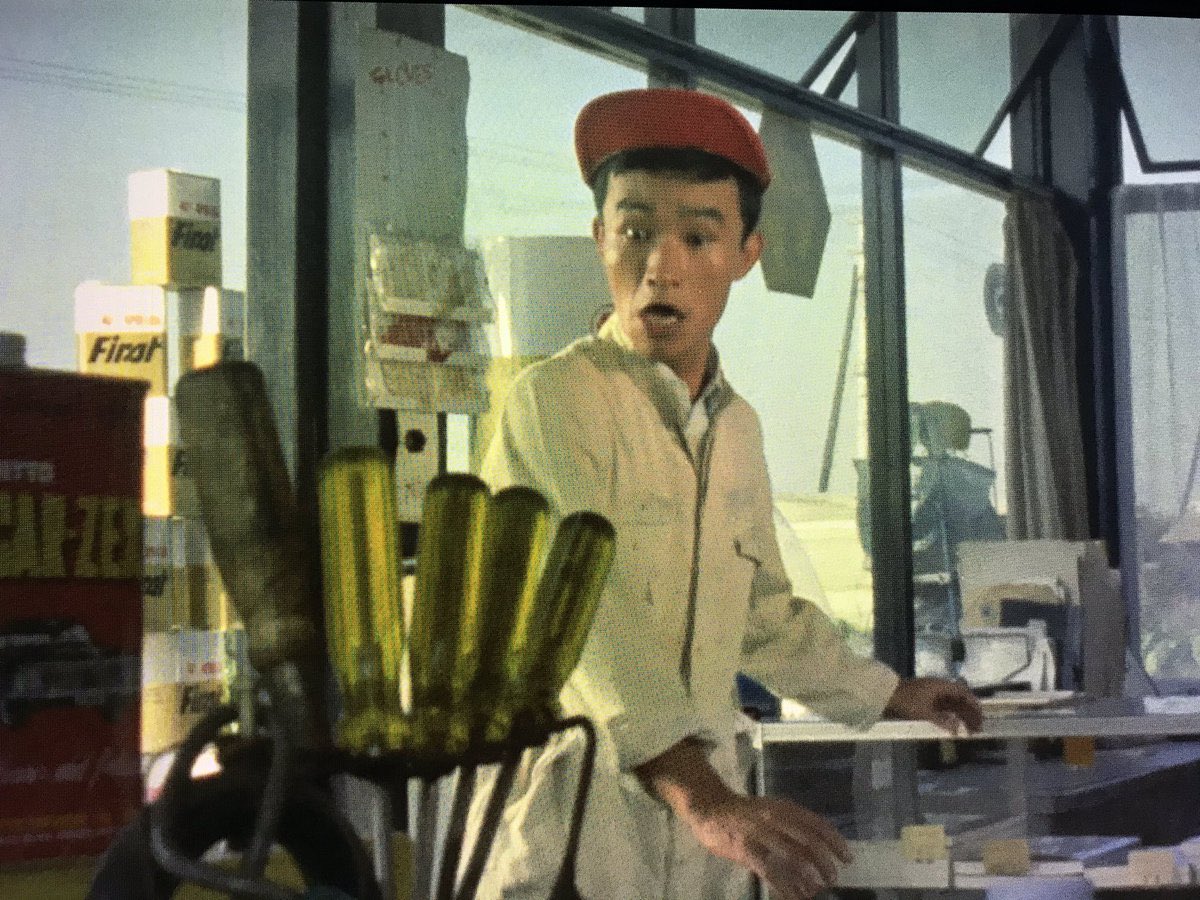 今日2月20日は俳優 西條康彦さんの87歳のお誕生日です。1957年東宝と専属契約。映画「電送人間」「妖星ゴラス」「怪獣島の決戦 ゴジラの息子」「怪獣総進撃」など東宝特撮映画に多数出演の他、「大学の若大将」などに出演。1966年テレビ特撮「ウルトラQ」で戸川一平役を演じる。