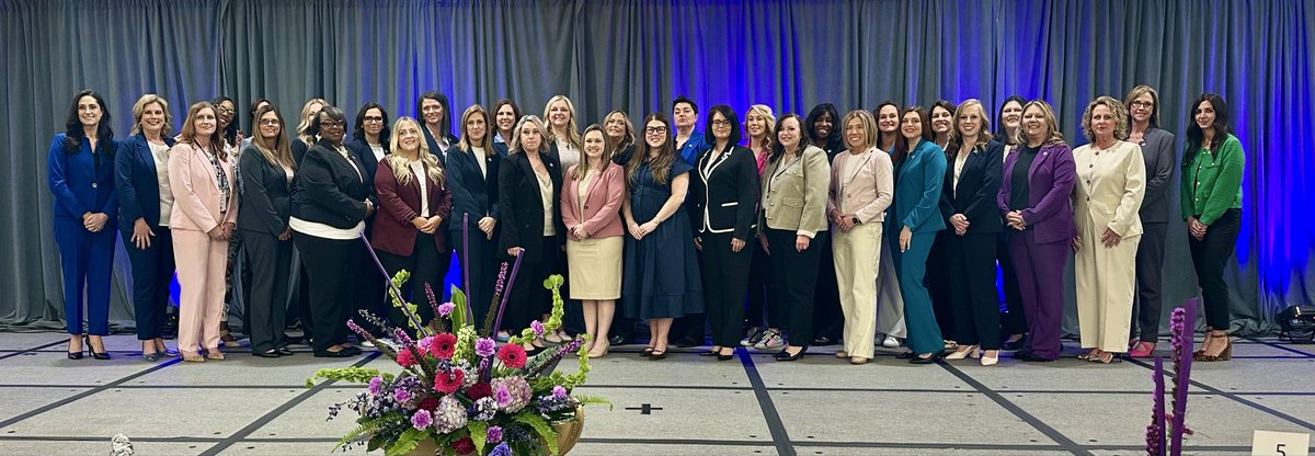 Lesley Smith tweet media