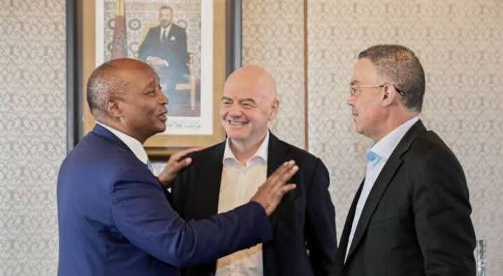 الصهد بدا يوصل و سكوت فوزي لقجع هذه المدة كاملة عاد بدينا نعرفو علاش.السيد متمكن من شغلو و عندو الثقة في راسو وفي الأدلة لي عندو و مبغاش يتيري بقرطاسة خاوية. هذا غير الهدوء الذي يسبق العاصفة. مابقاش عندو مشكل مع السنغال. الحساب دابا مع الكاف كلها بداية بموتسيبي الرئيس الحالي .