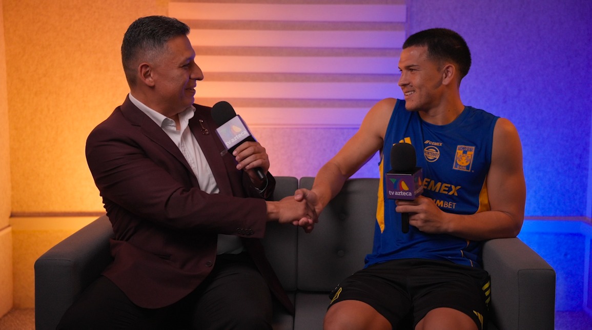 deportesazteca7's tweet photo. 🚨🐯 | ¡ATENCIÓN: EN EXCLUSIVA!

Platicamos con el refuerzo de Tigres, César Araújo sobre esta nueva etapa ahora siendo jugador felino.

¡NO SE LO PIERDAN EN FUT AZTECA A LAS 2:30 PM!

#AztecaDeportes https://t.co/aWZ3RWEnXt