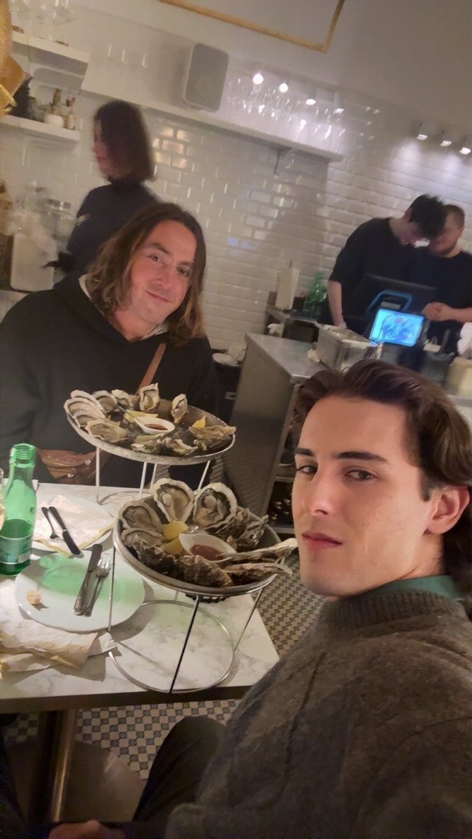 Alexander 𖤓 Nietzschean Vitalist tweet media