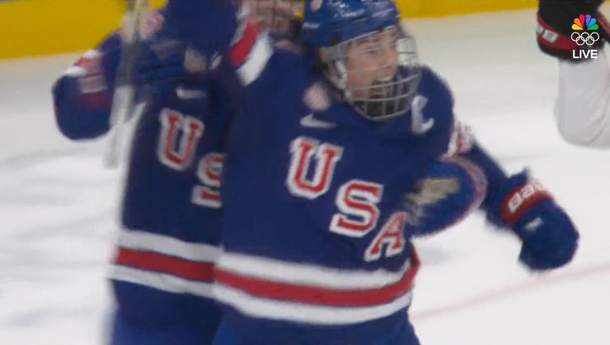 HILARY KNIGHTTTTTTT, WE GOT A TIED GAME WITH LESS THAN 2 MINUTES REMAINING 🚨