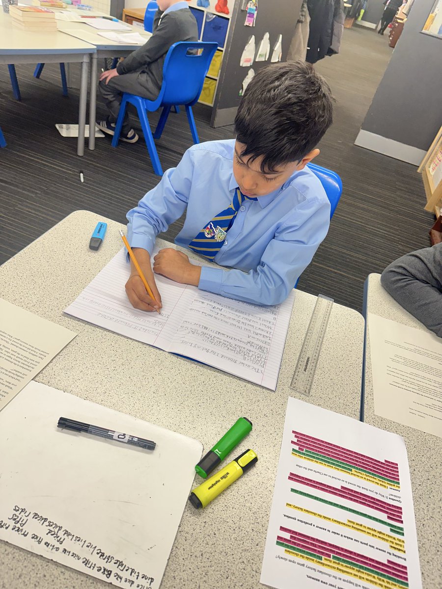 St Paul's Primary School tweet media