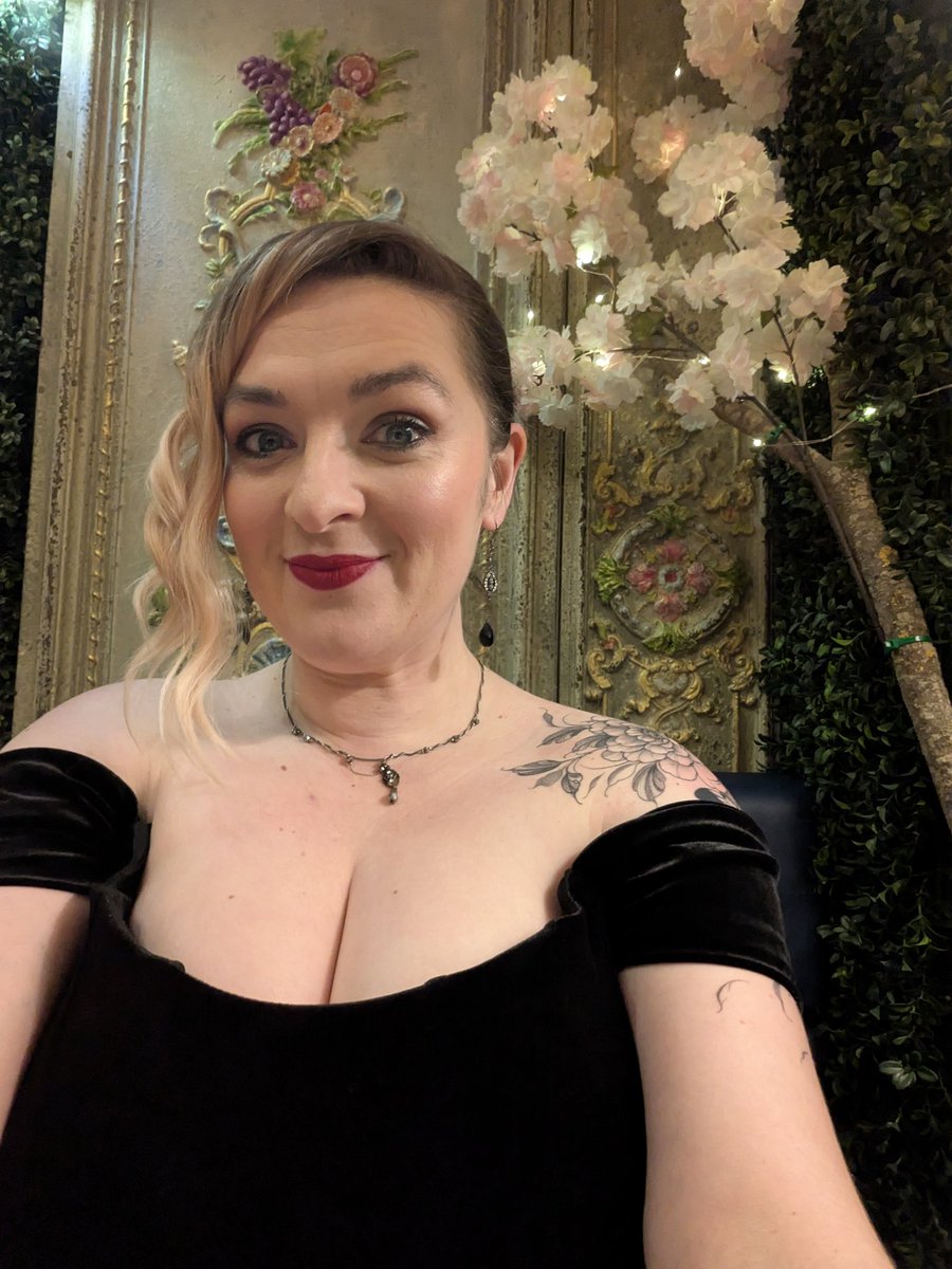 Vicki 🎮 Girl That Games tweet media