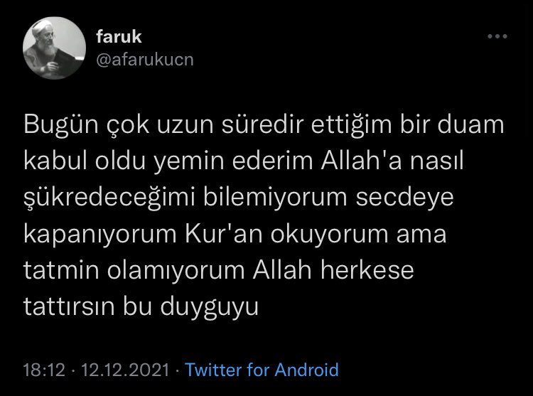 sare tweet media