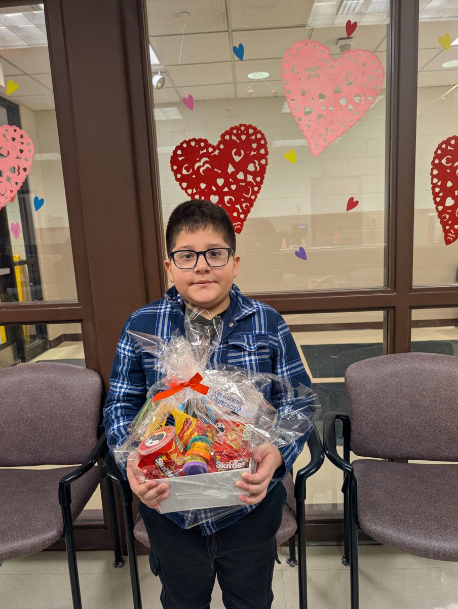 Pershing Elementary tweet media