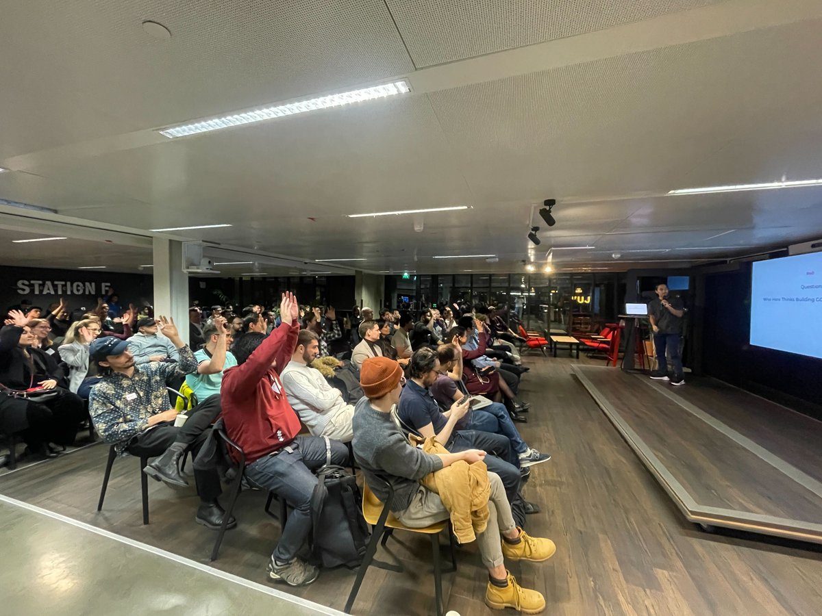 Arize AI tweet media