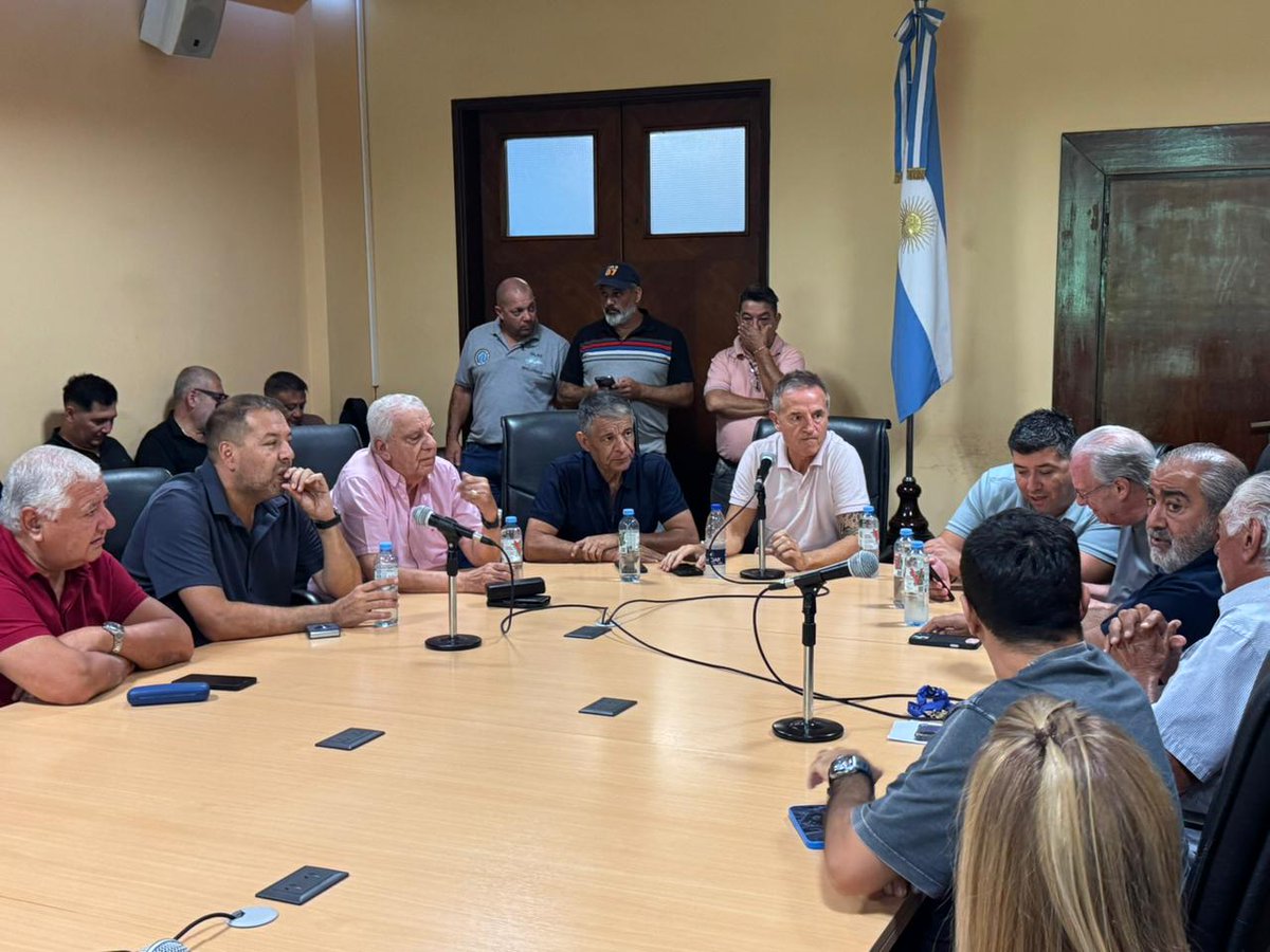 FeMPINRA tweet media