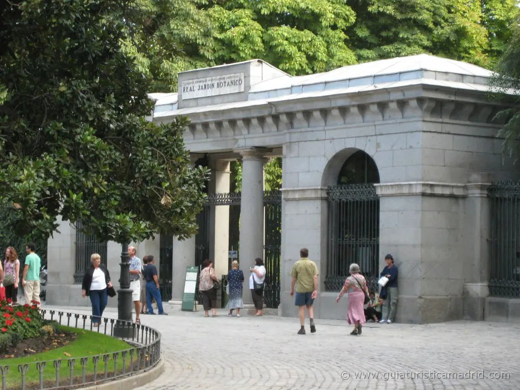 Leyendo sobre si "Madrid es feo", "Madrid es bonito", algunas reflexiones sobre esta discusión interesante, pero también necesaria.

Hay que diferenciar primero entre "una ciudad bonita" y "una ciudad con lugares bonitos", ¿cuál es la norma en nuestras urbes?