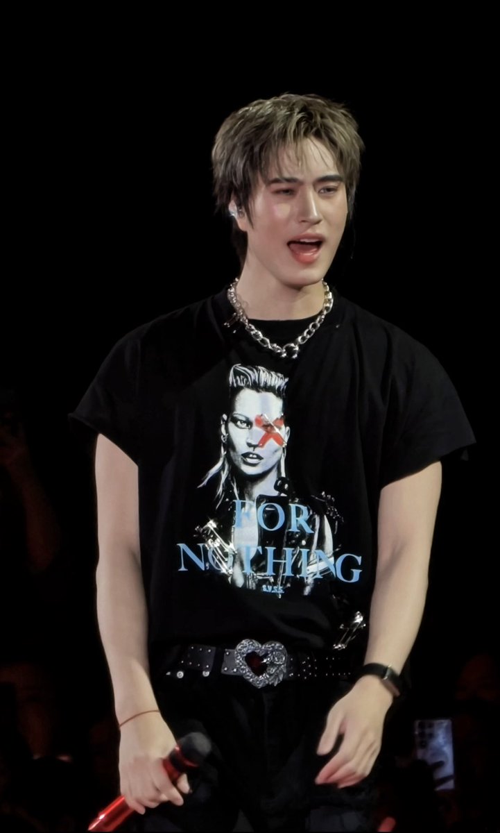 แล้วดูชั้นถ่ายเจมีไนน์มา แคปมาจากวิดิโอด้วยซ้ำ จึ้งไปป่ะะะะ😭