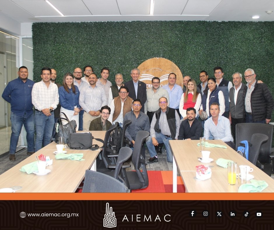 aiemac's tweet photo. Visitamos el @PuertoInterior Seco de Guanajuato para conocer su impacto logístico y económico. 
Como parte del recorrido, visitamos las instalaciones de las empresas @HARTING México y @Pirelli_MX , destacadas por su innovación. 
Agradecemos al Puerto y las empresas por recibirnos https://t.co/GJUzKQJFqW