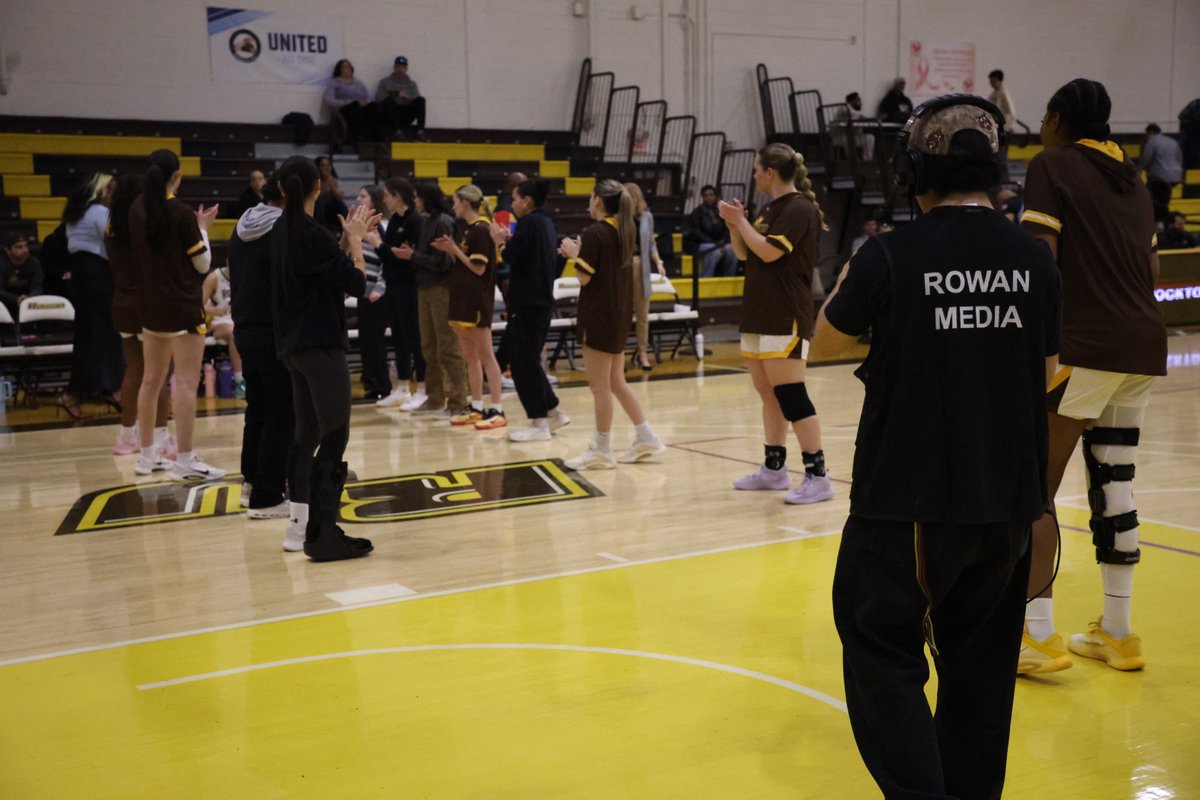 rowantvnetwork's tweet photo. Yesterday, we covered the Women's Basketball game against Stockton and their win! Here are some BTS pictures! https://t.co/eNOUBllqqA