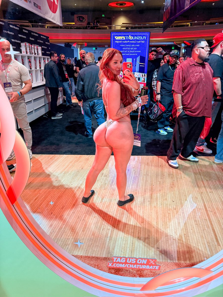 Victoria Peach 🍑👑 tweet media