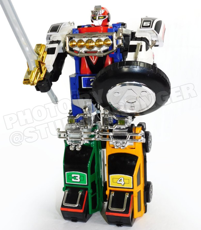 激走合体・DX RVロボ。 SMP化も発表された、激走戦隊カーレンジャーの