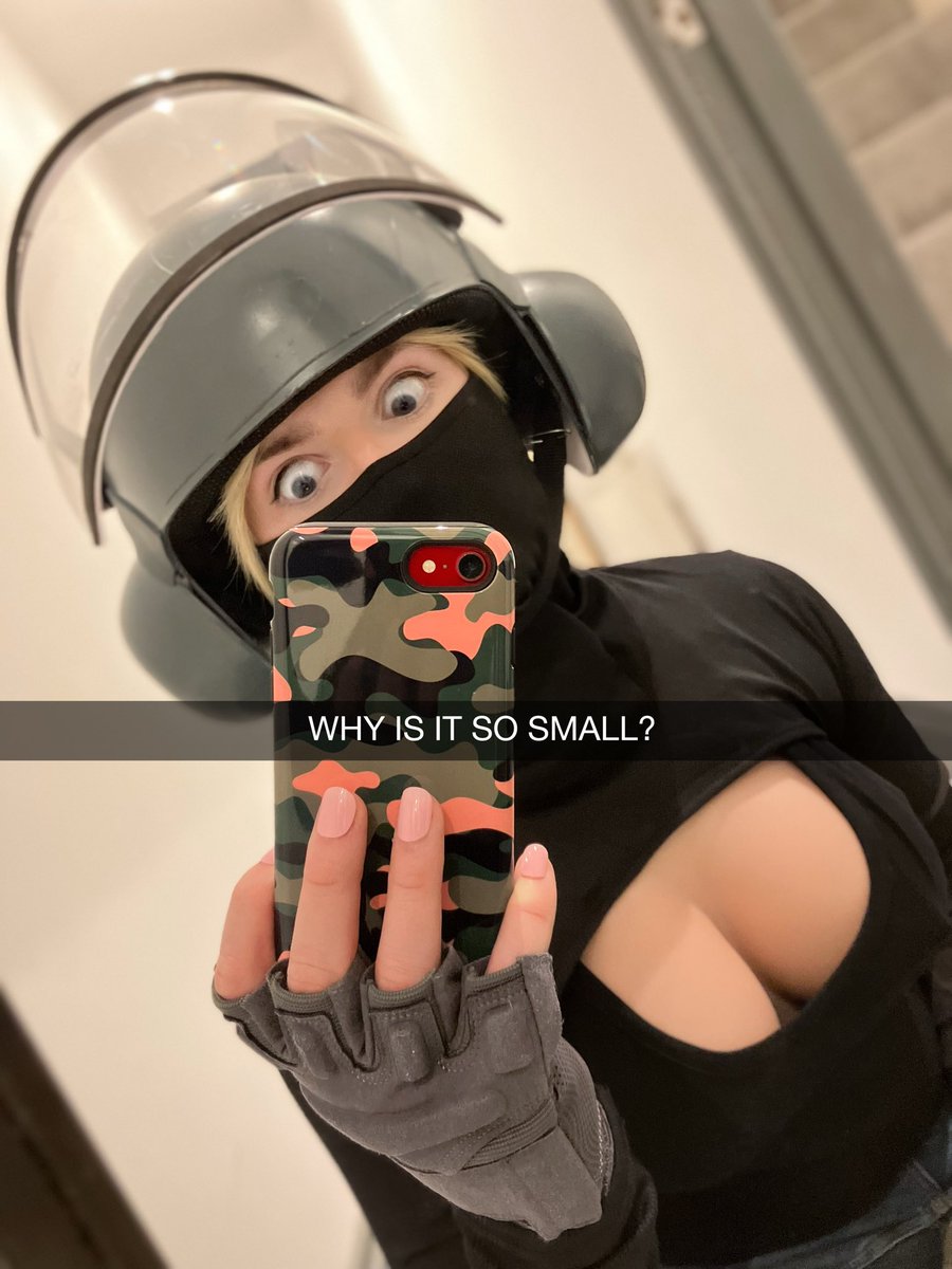 Flower Wolf 🔜 MCM Comic Con London 🇬🇧 tweet media