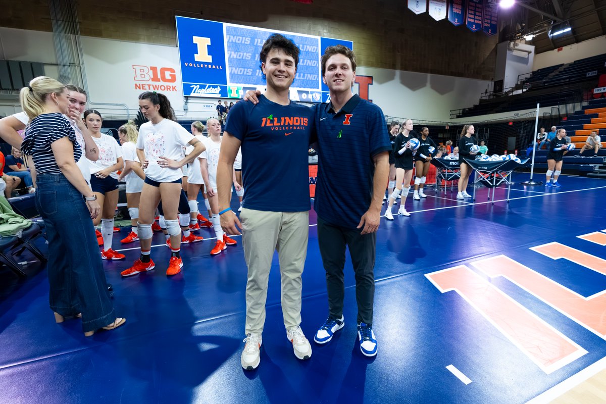 Illinois Volleyball tweet media