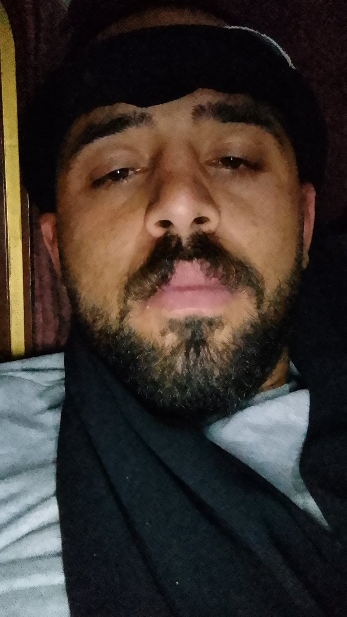 moh05974538's tweet photo. Good evening, my dear friends 😭💔

This might be my last picture with you. Please forgive me and remember me fondly and kindly. 😭😭
https://t.co/3eocRIRV0I https://t.co/qtCp9r5Bds