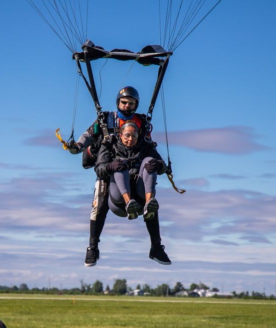 Skydive Indianapolis tweet media