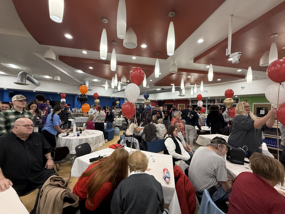 Elizabeth Forward HS tweet media