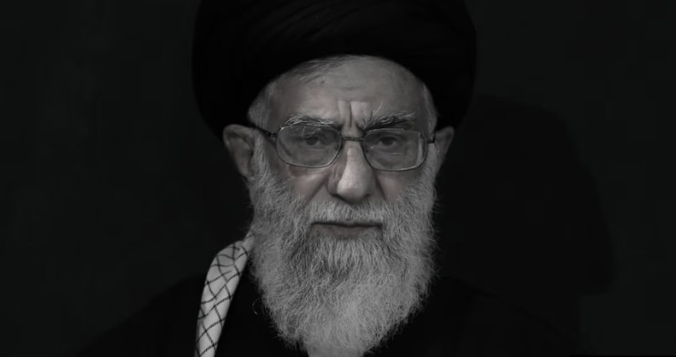 monu495's tweet image. "I have never hated anyone in my life as much as I hate Khamenei. Are you like me?