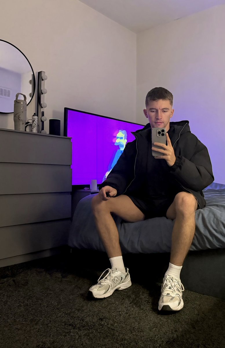 Elliott tweet media