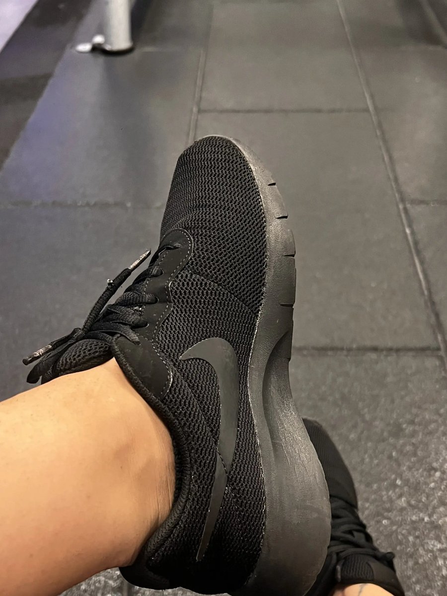 #fishnetsocks #fishnet #nylon #nylonsocks #socks #Socken #anklesocks #smellysocks #toes #soles #grand