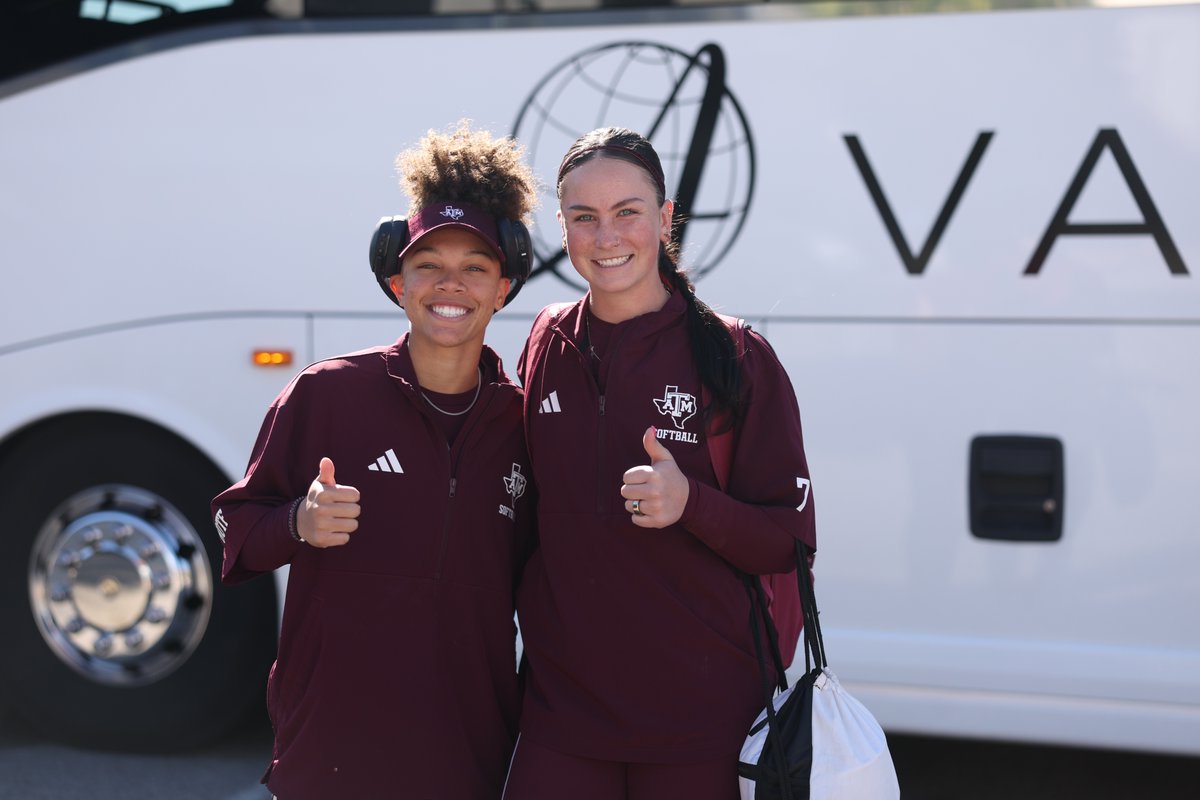 AggieSoftball's tweet photo. First pitch vs Oregon is now slated for 3:20PM CT 👍

Tune In → https://t.co/MUmvO2tvxM

#GigEm https://t.co/69pThLbSt5