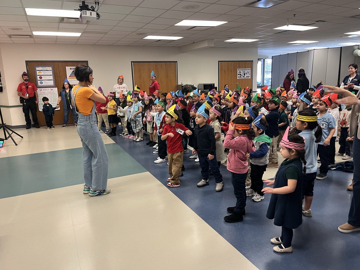 PierceECPandas's tweet photo. 123Andrés!  What show!!! @IrvingISD @LindaTorresRan1 @RamirzMichelle https://t.co/KascYozy6h