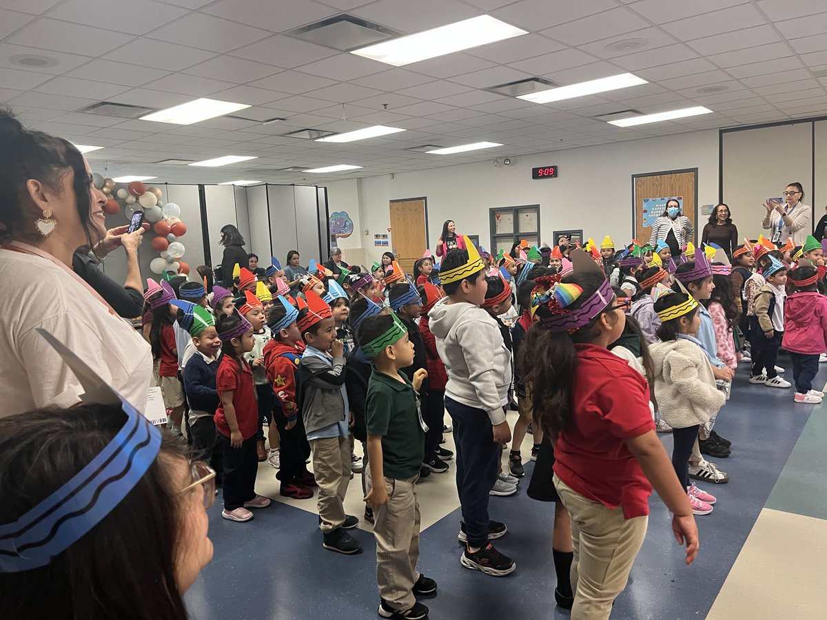 PierceECPandas's tweet photo. 123Andrés!  What show!!! @IrvingISD @LindaTorresRan1 @RamirzMichelle https://t.co/KascYozy6h