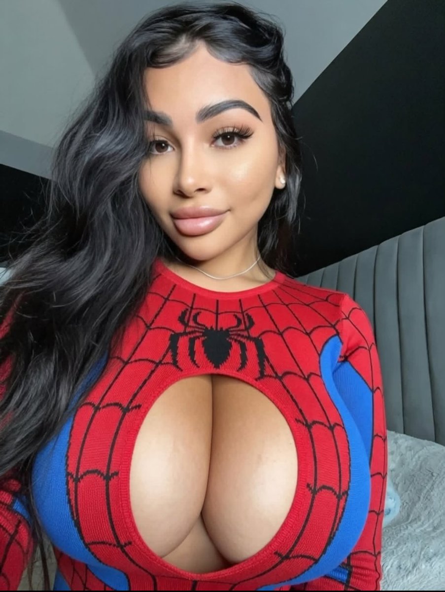 🍒💙❤️