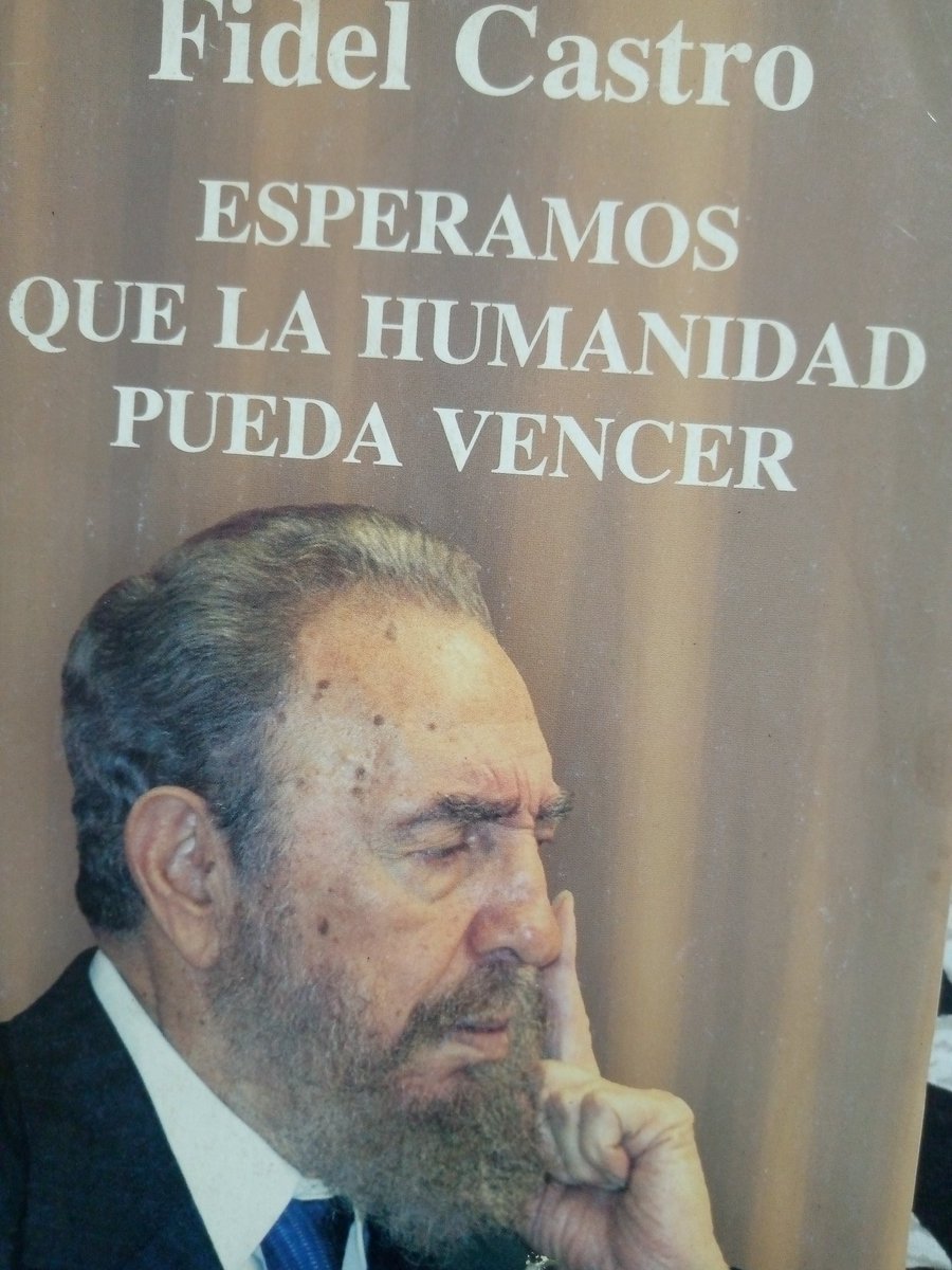 Ideas que son banderas y movilizan a miles en el mundo, es la hora de tomarnos de las manos y andar en cuadro apretado humildad, solidaridad, paz en la diversidad, integración y justicia social.
# AbajoElBloqueo