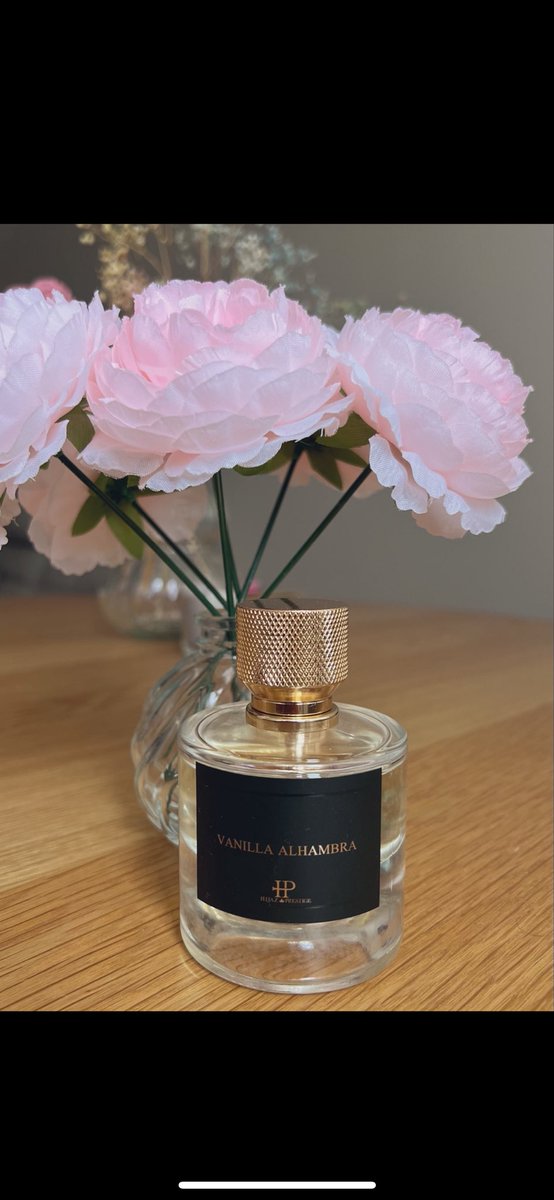 Hijaz parfum fan account tweet media