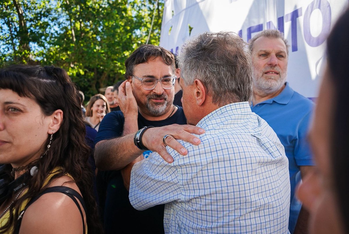 Las leyes de Milei son las reglas que necesita el atraso:

▪️ Que los jubilados ganen menos. Que se achiquen los presupuestos universitarios, de la Ciencia y la Tecnología; de la Salud, de la Educación y de la Obra Pública. Que la industria suene “vieja” frente a las lucecitas