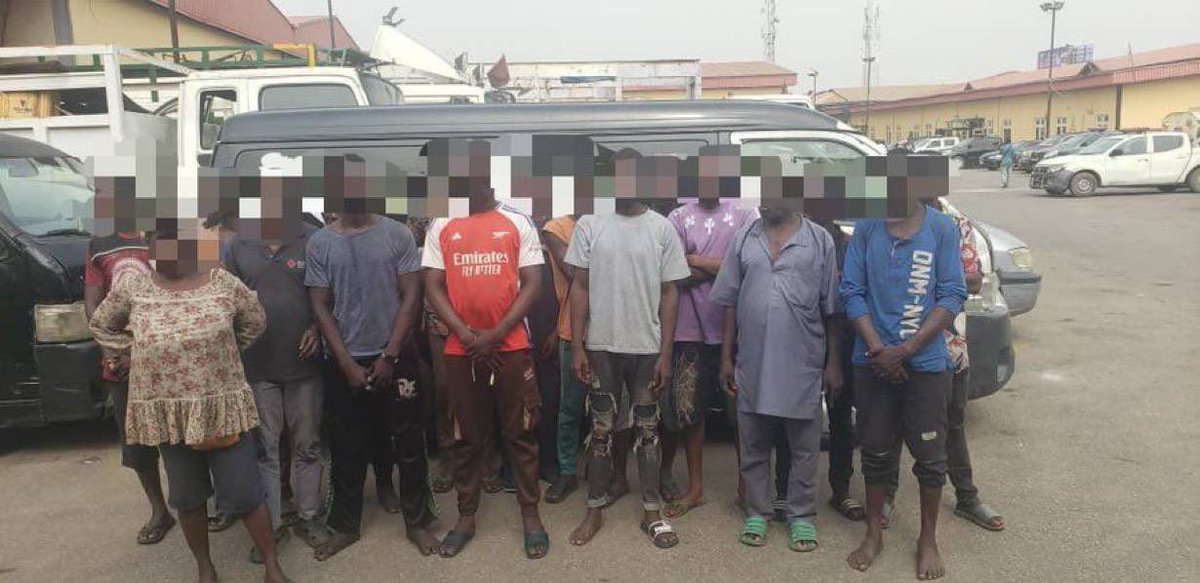 NigeriaStories's tweet photo. JUST IN: Lagos arraigns 17 individuals for public urination and defecation https://t.co/87exzeUGqZ