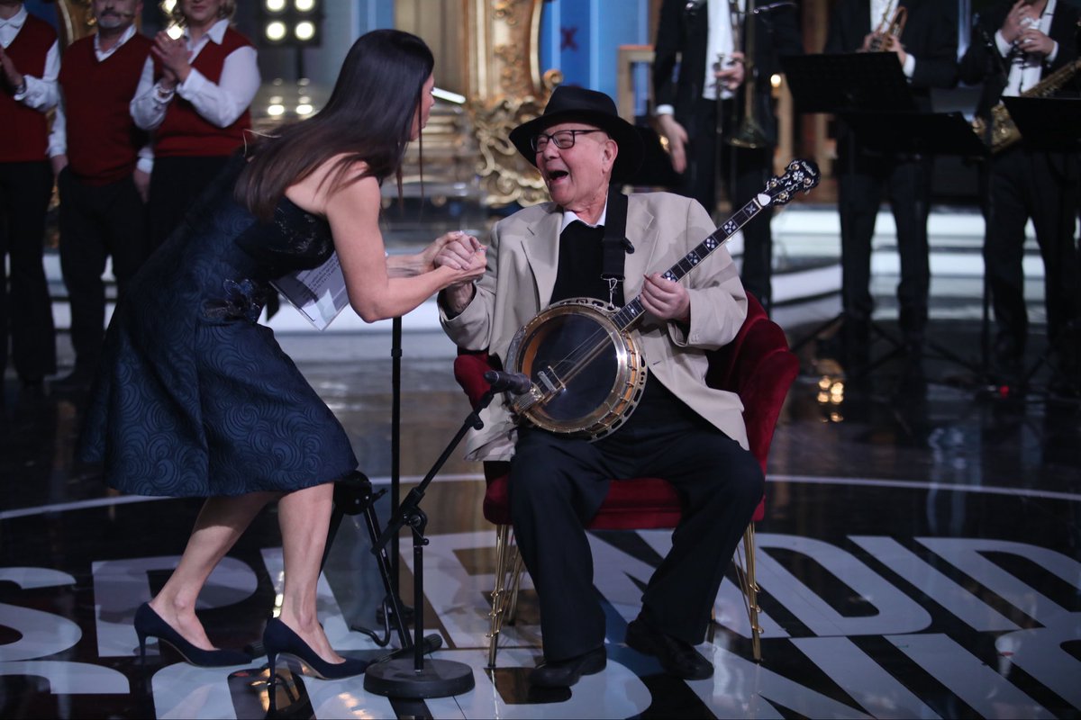 Geppi Cucciari tweet media