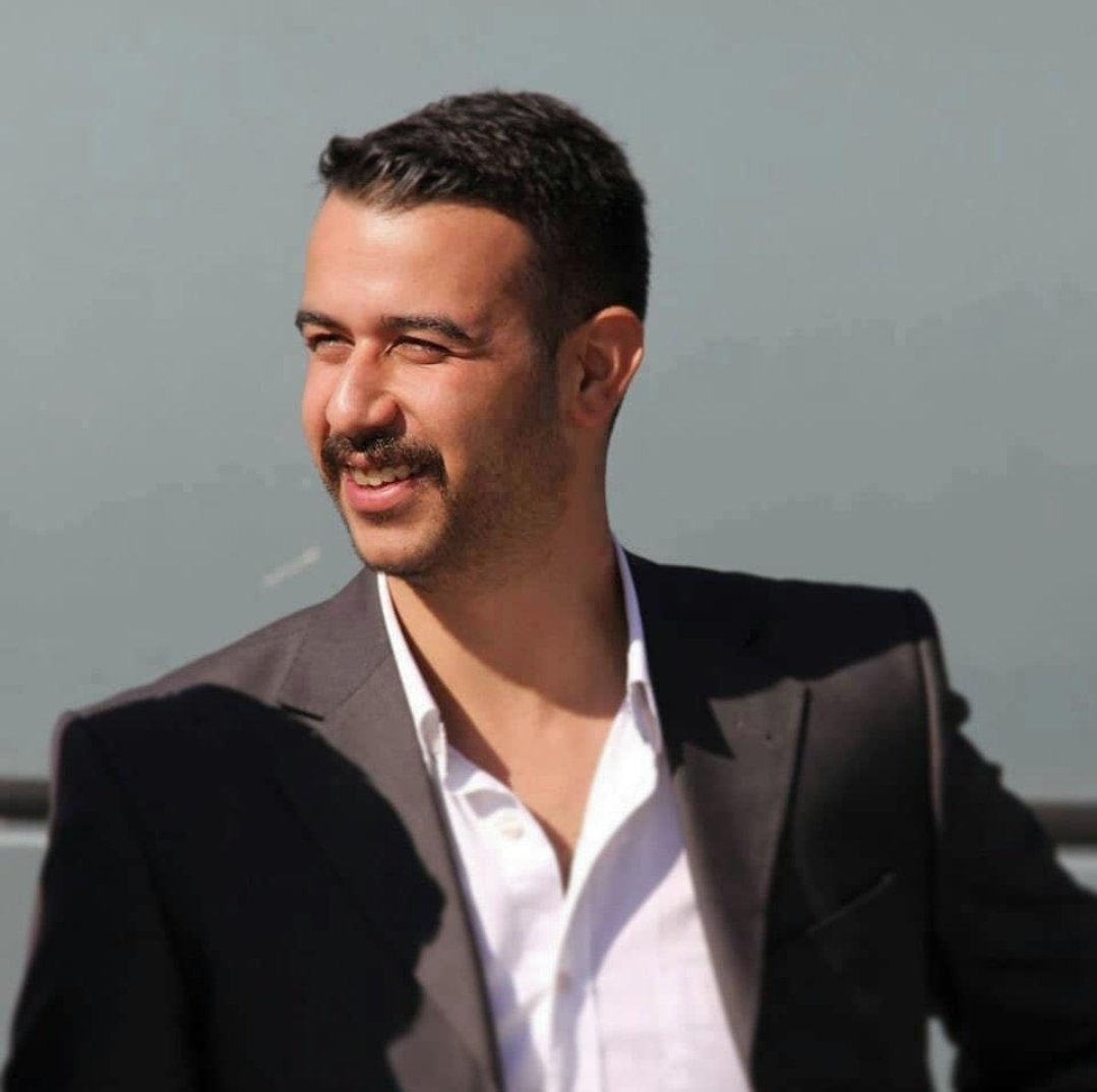 UNUTMAYIN!

Onların çözüm dediği ihanet sürecinde Fırat Yılmaz Çakıroğlu, Ege Üniversitesi'nde şehit oldu! 

11 YIL OLDU!